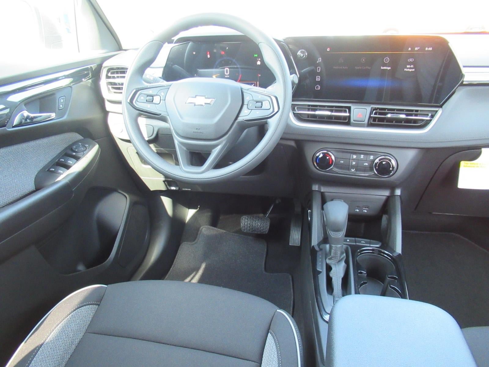 New 2026 Chevrolet TrailBlazer LS w/ LS Convenience Package FWD image 13