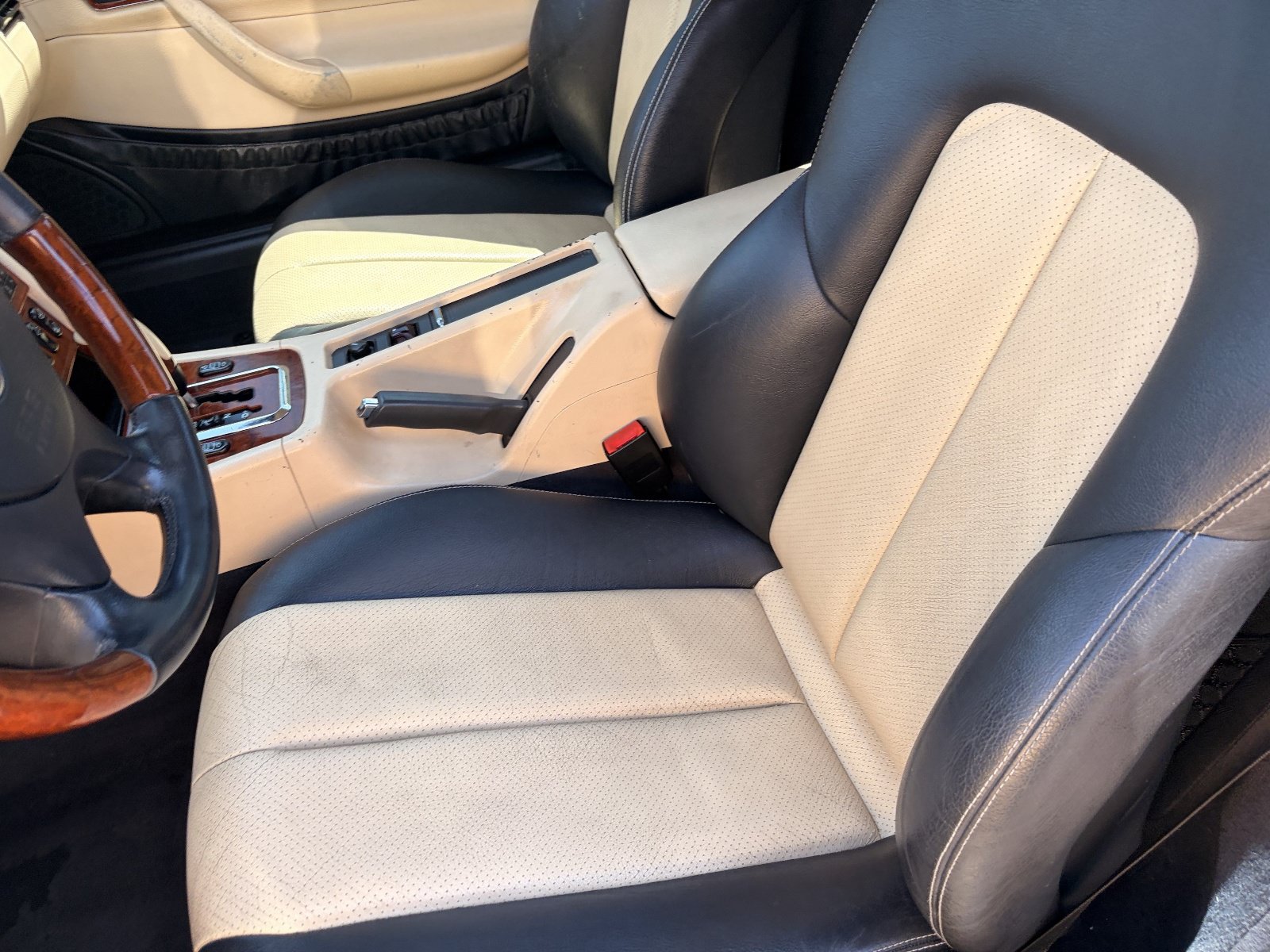 Used 2002 Mercedes-Benz SLK 320 image 15