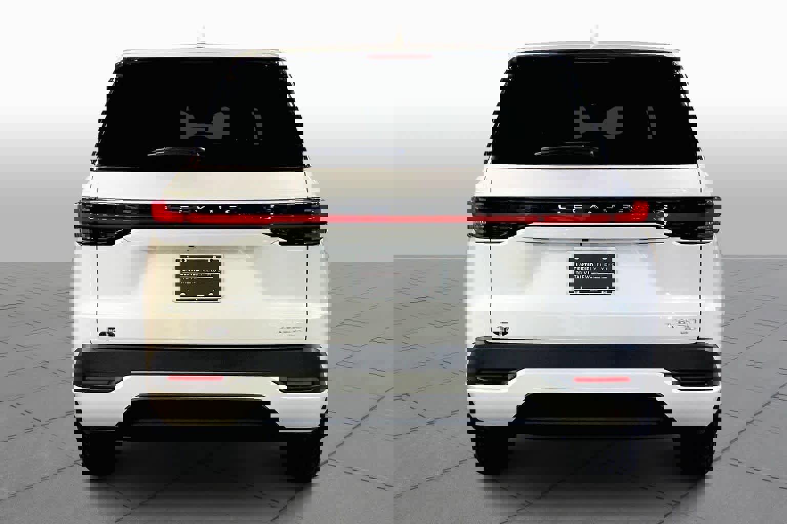 Certified 2025 Lexus TX 350 AWD w/ Accessory Package (Z1) image 5