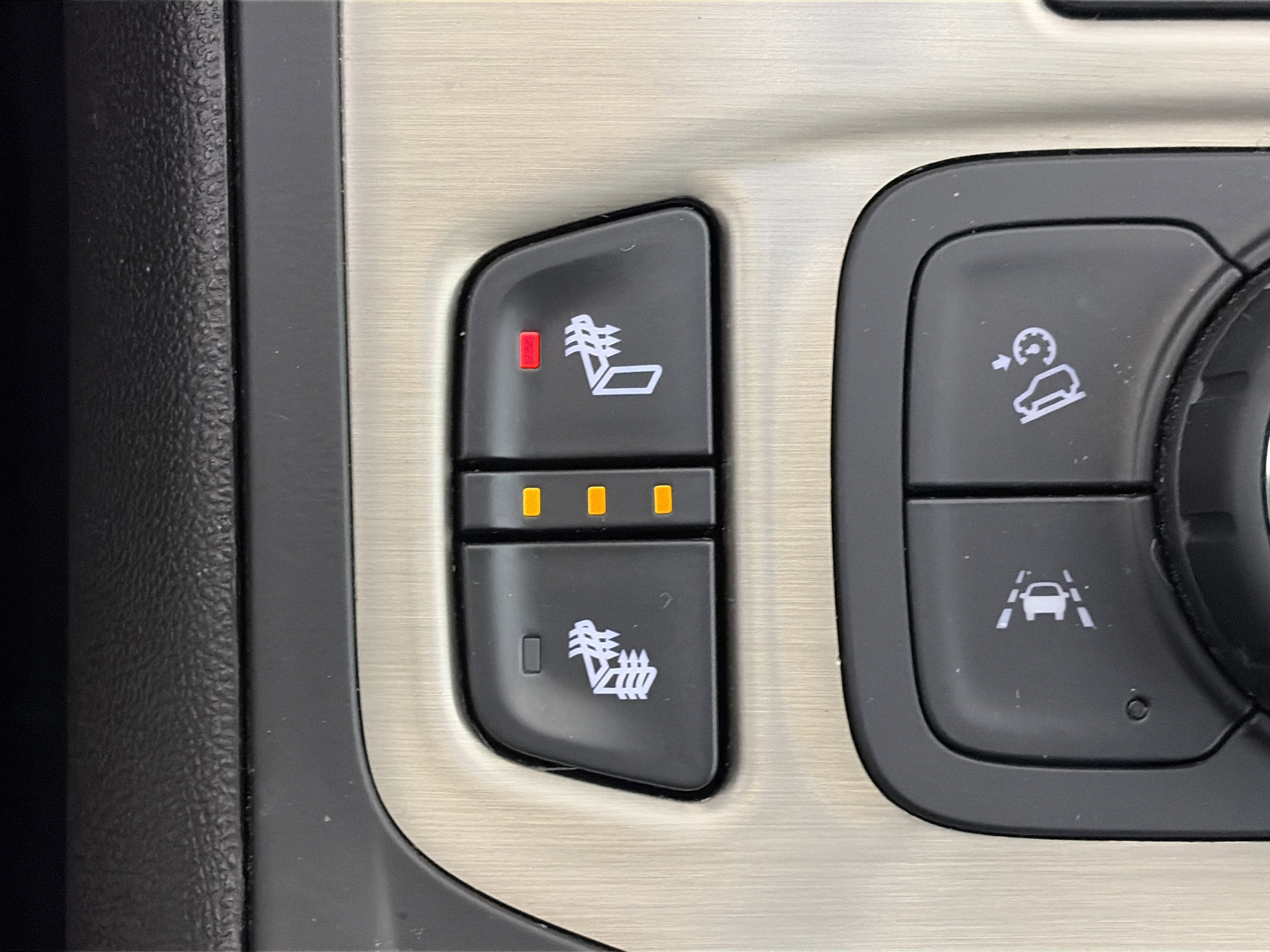 Certified 2022 GMC Terrain Denali w/ LPO, Floor Liner Package image 26