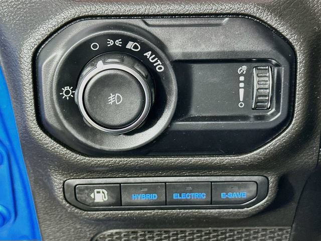 Used 2023 Jeep Wrangler Unlimited Rubicon 4xe AWD/4WD image 23