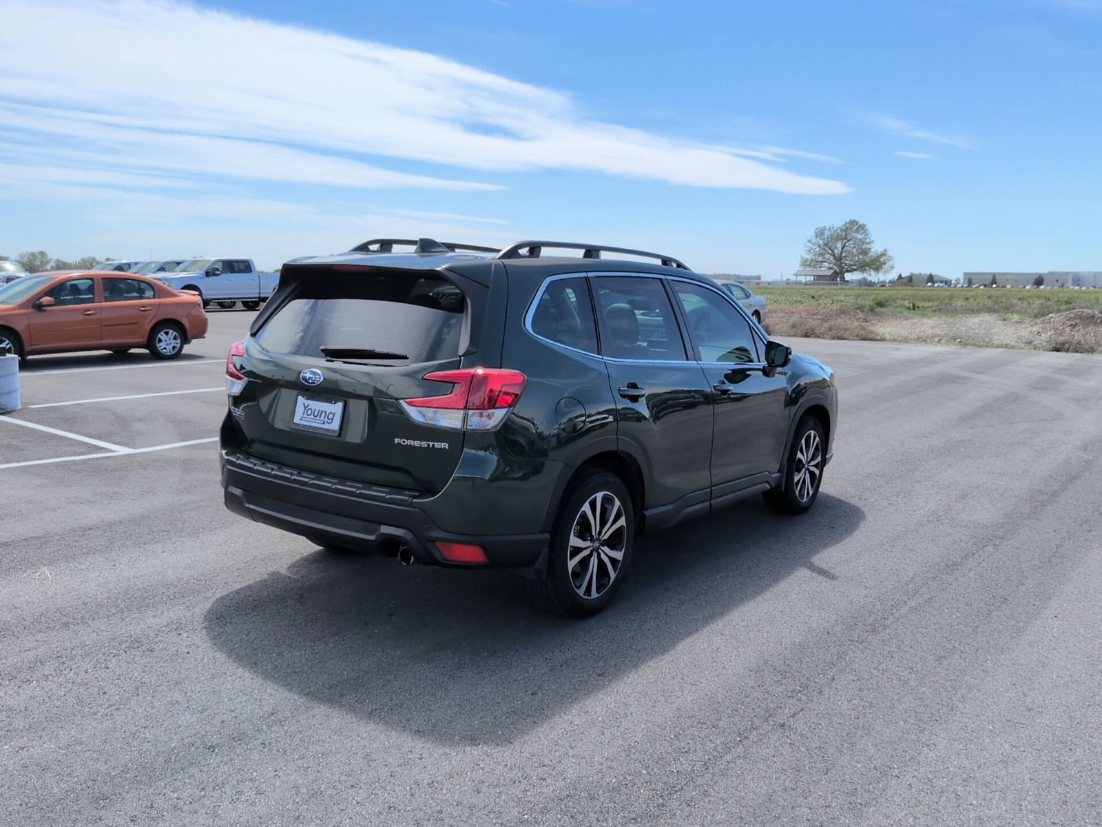 Used 2023 Subaru Forester Limited AWD/4WD image 7