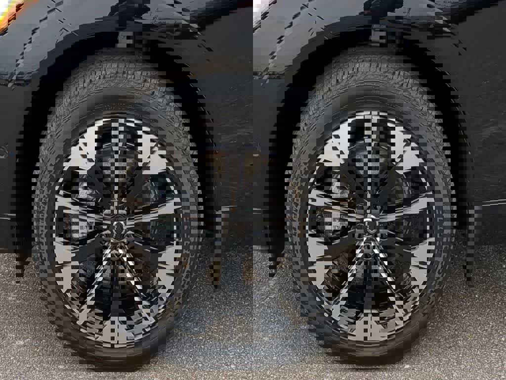 Used 2026 Volvo XC60 B5 Plus w/ Protection Package Premier image 13