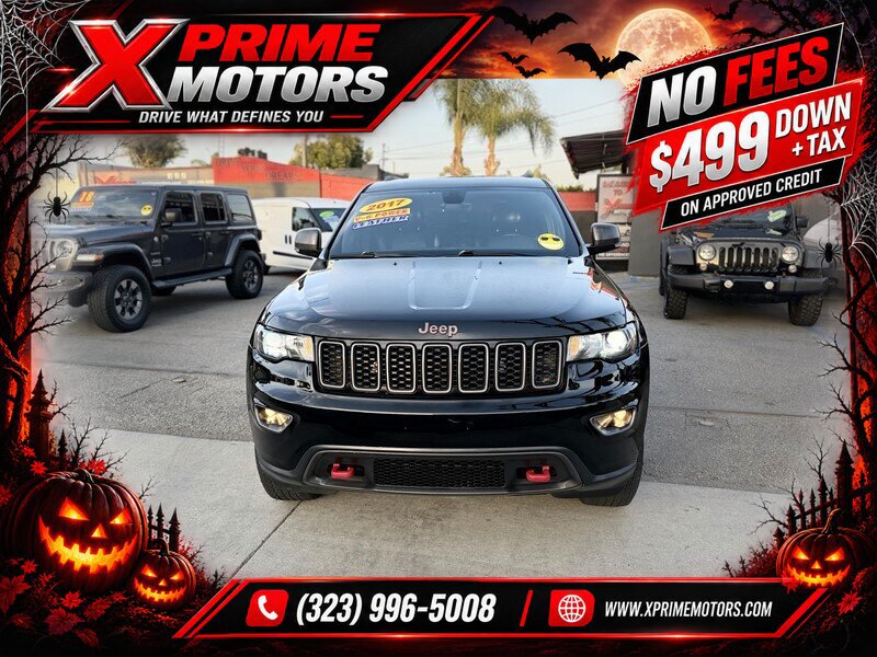 Used 2017 Jeep Grand Cherokee Trailhawk AWD/4WD image 2