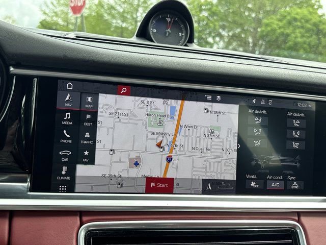 Used 2019 Porsche Panamera 4 AWD/4WD image 33
