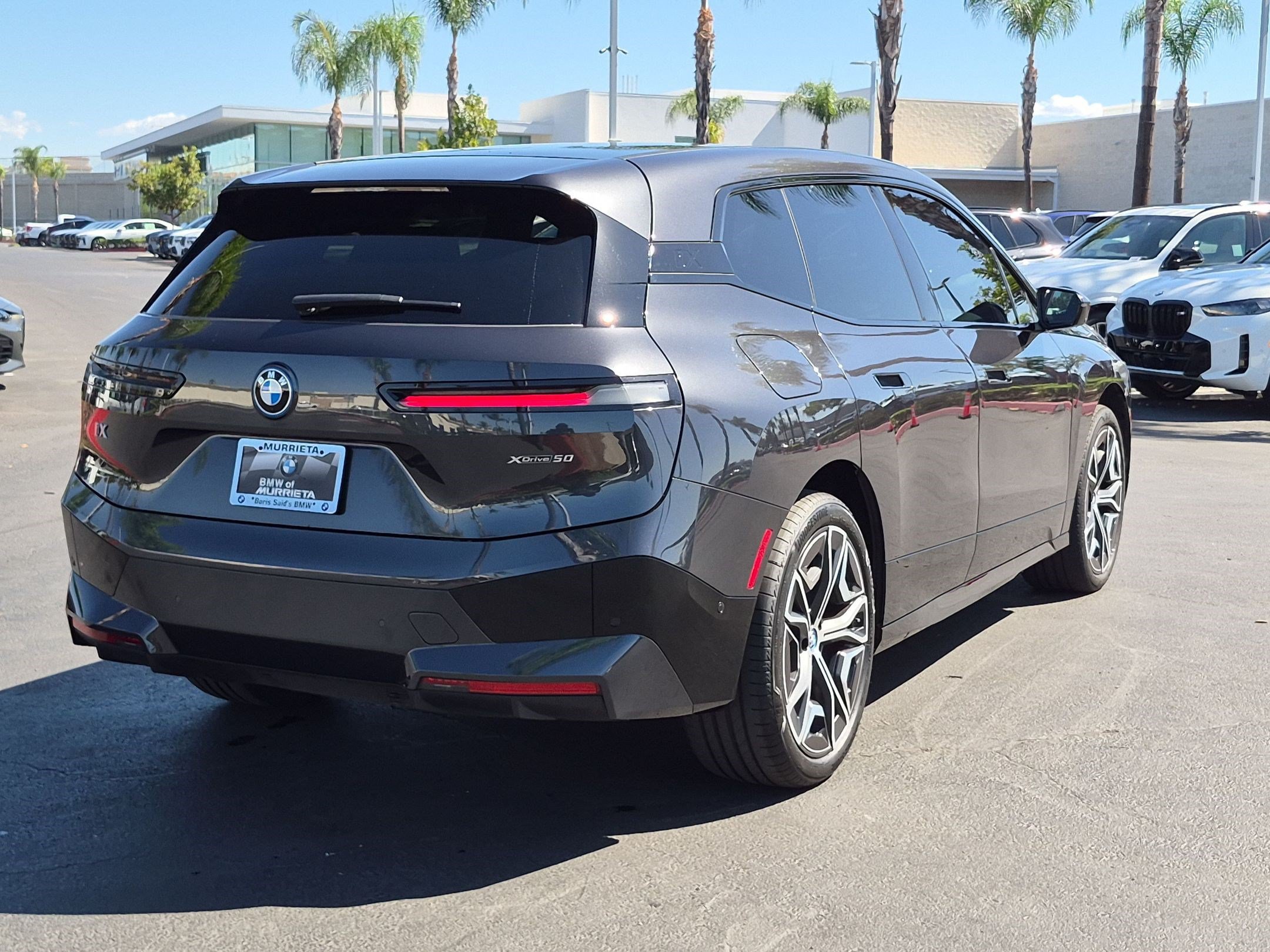 Certified 2025 BMW iX xDrive50 w/ Premium Package AWD/4WD image 10