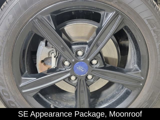 Used 2016 Ford Fusion SE FWD image 10