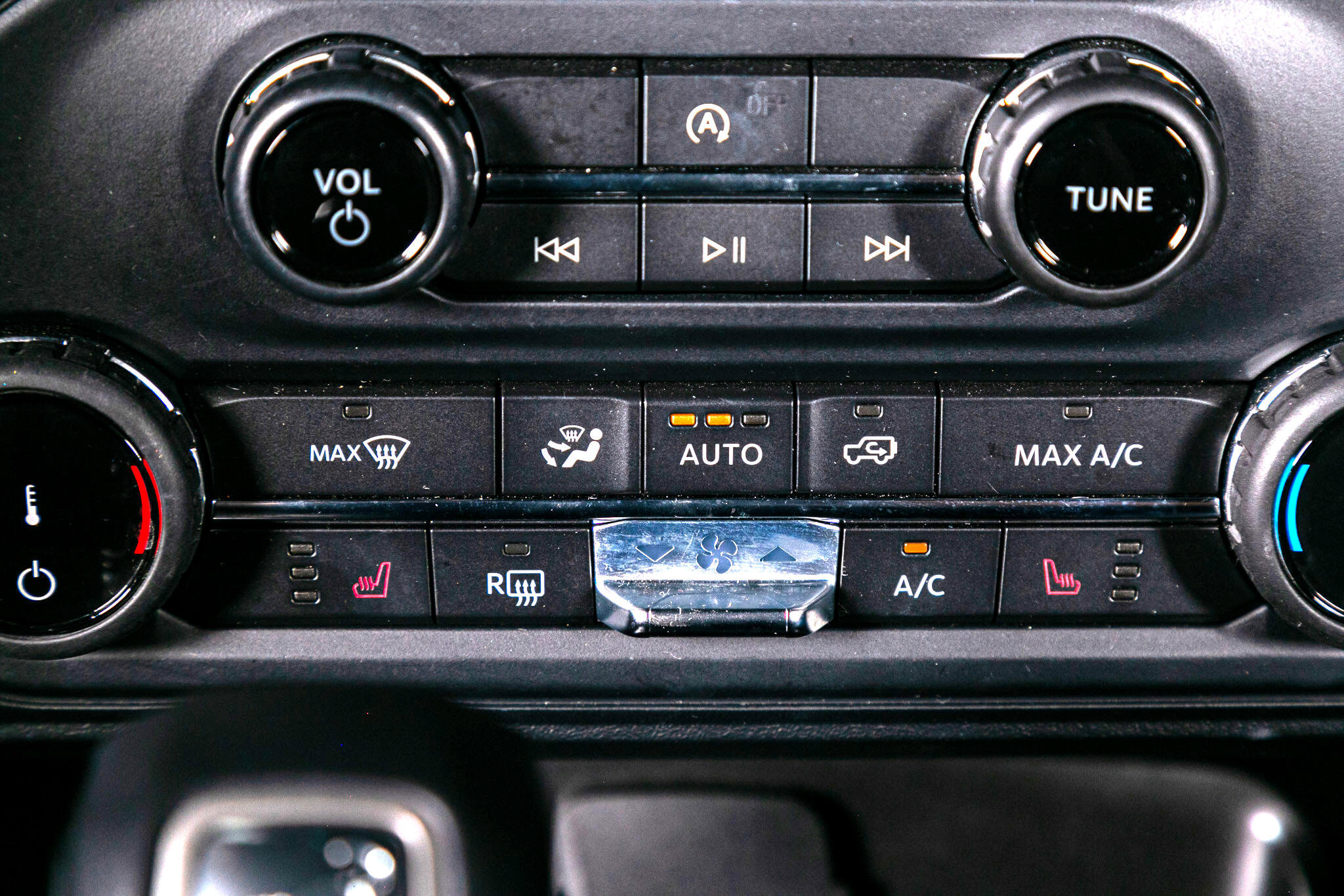 Used 2022 Ford Bronco Black Diamond image 35