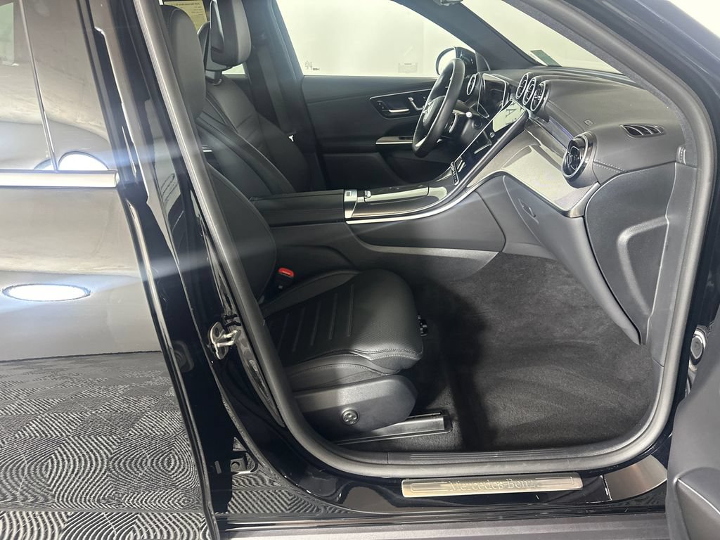 Certified 2026 Mercedes-Benz GLC 300 image 14