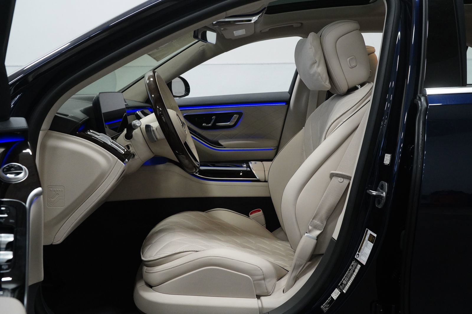 New 2026 Mercedes-Benz S 580 4MATIC Sedan image 2