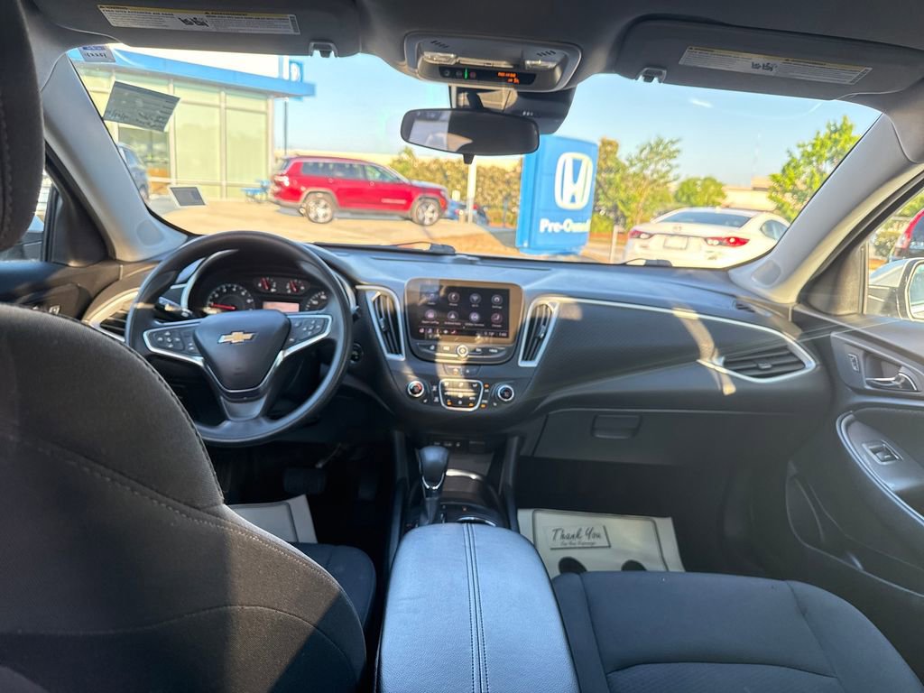Used 2024 Chevrolet Malibu LT FWD image 29