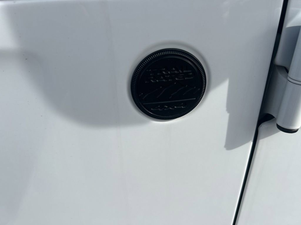 Used 2022 Jeep Wrangler Unlimited Sport AWD/4WD image 36