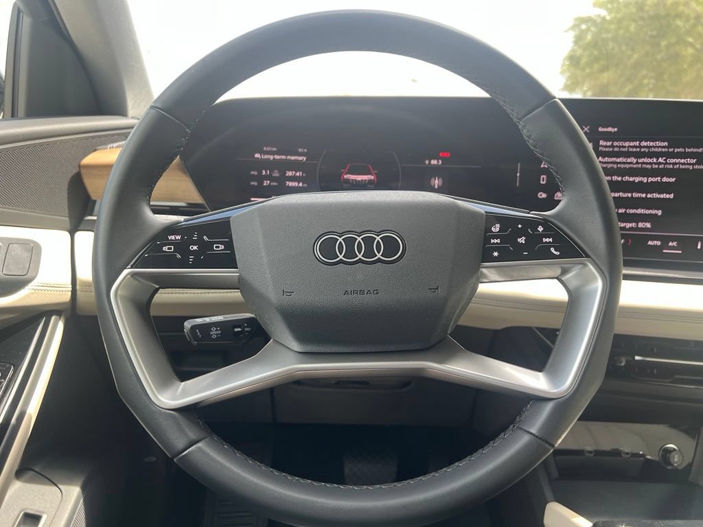 Used 2025 Audi Q6 e-tron Premium w/ Convenience Package RWD image 18