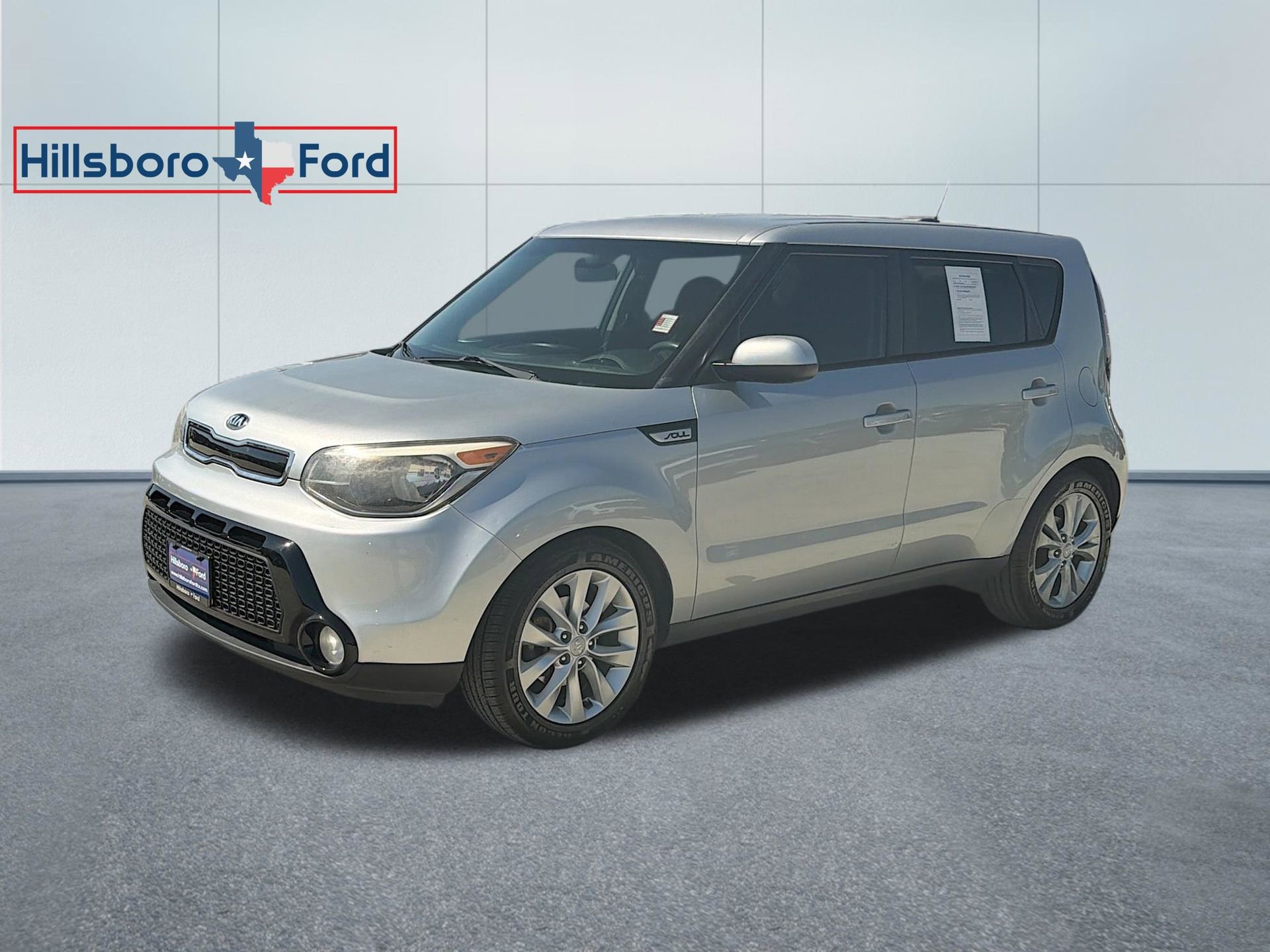 Used 2016 Kia Soul + image 1