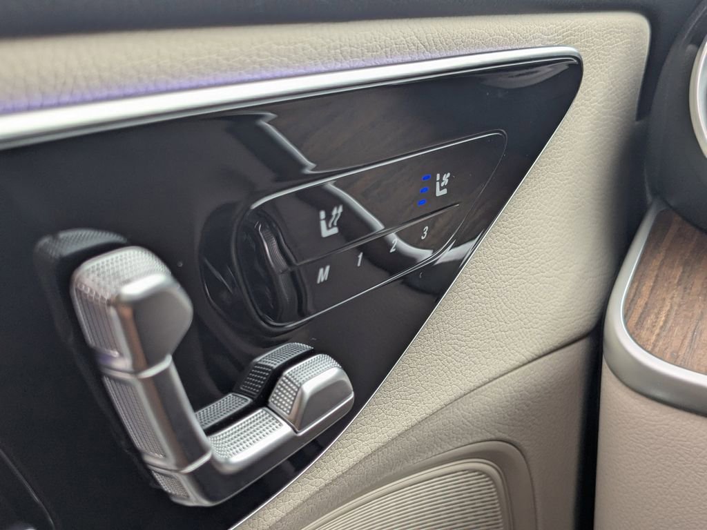 Certified 2024 Mercedes-Benz C 300 Sedan image 11