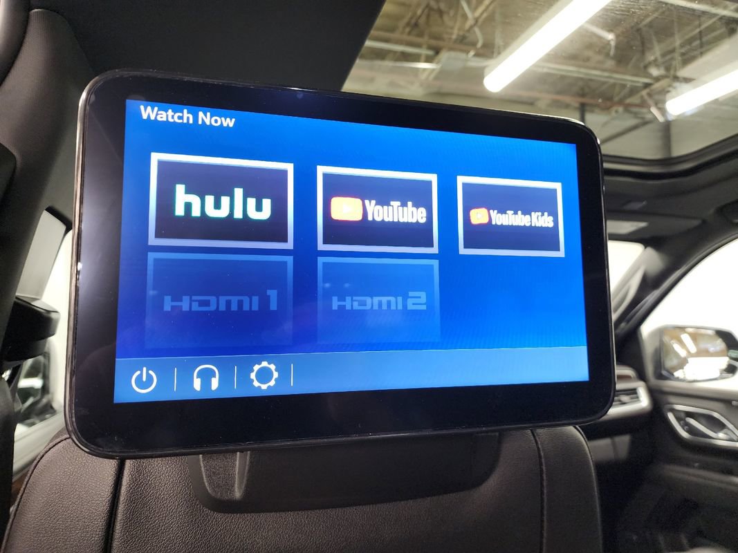 Used 2023 Chevrolet Suburban High Country image 39