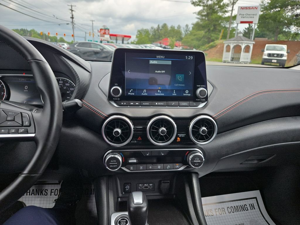 Used 2025 Nissan Sentra SR FWD image 18