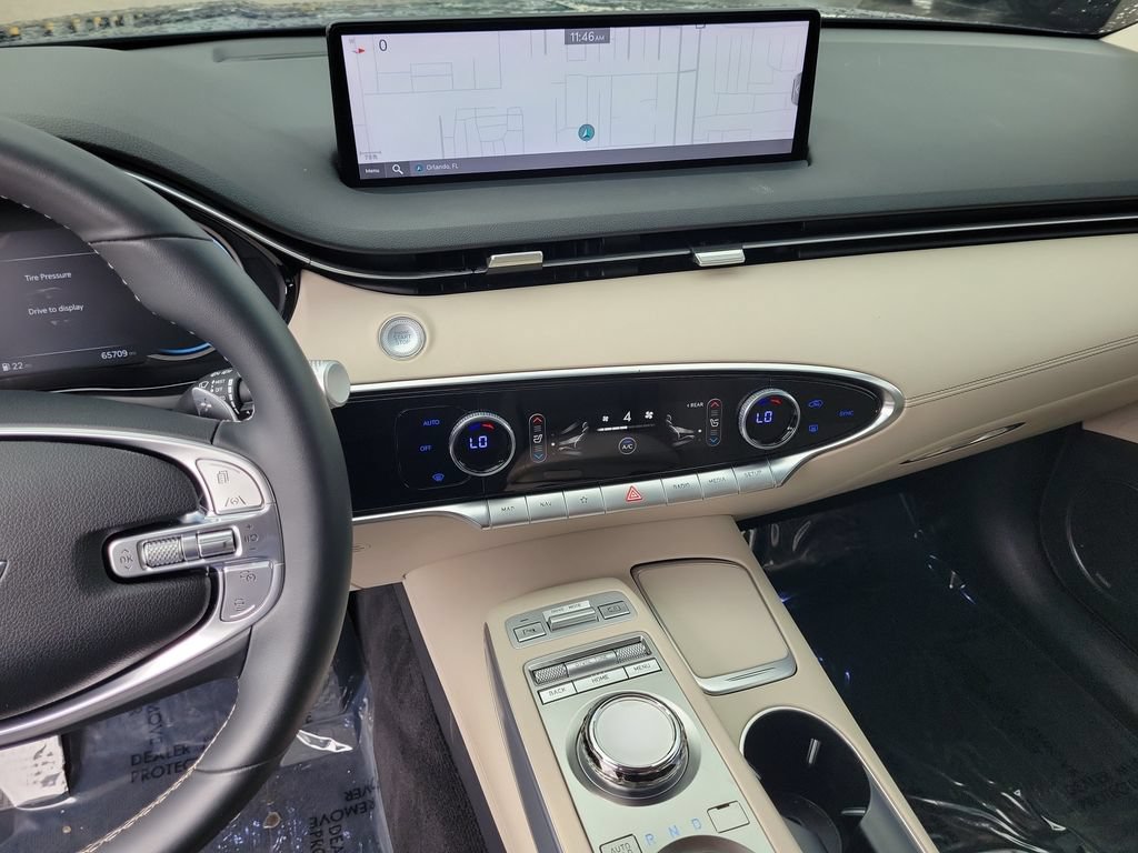 Used 2022 Genesis GV70 2.5T w/ Select Package AWD/4WD image 21