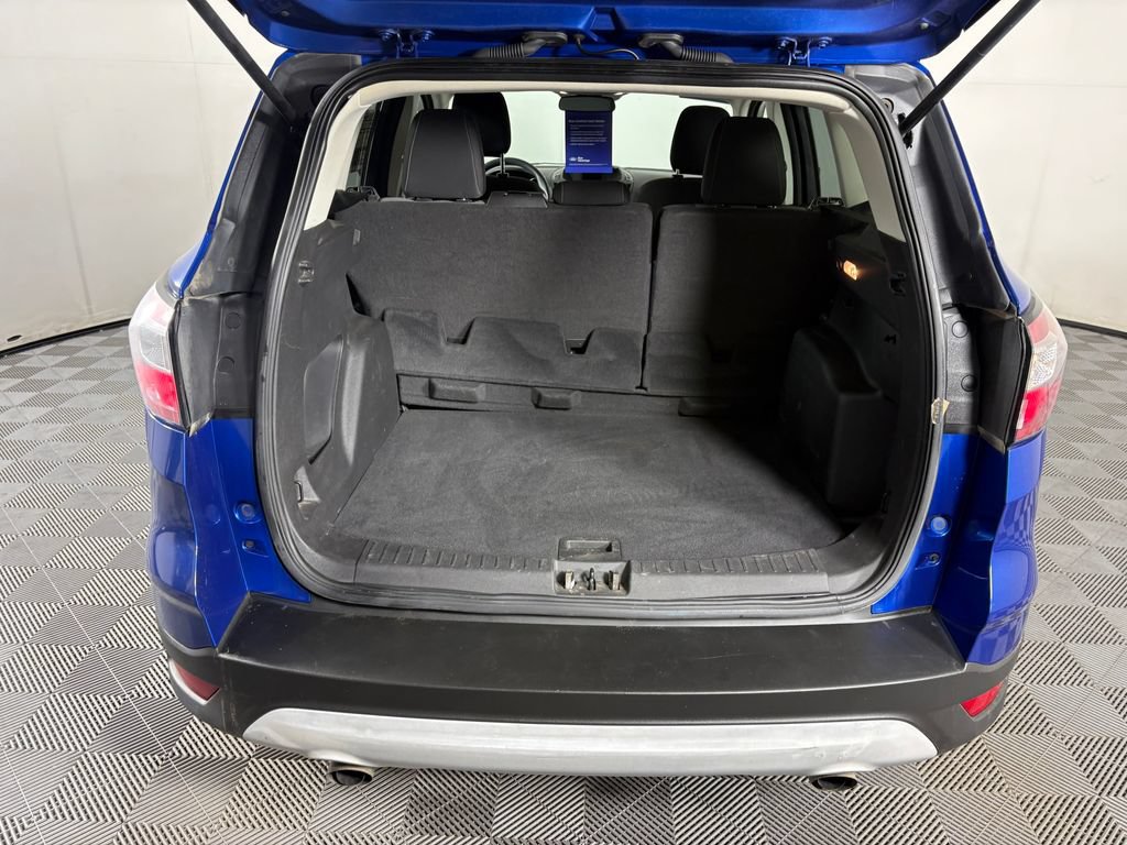Certified 2018 Ford Escape SE AWD/4WD image 30