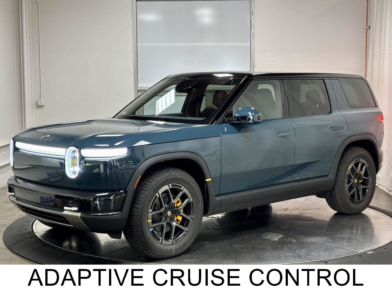 Used 2027 Rivian R2 Performance Dual AWD/4WD image 4
