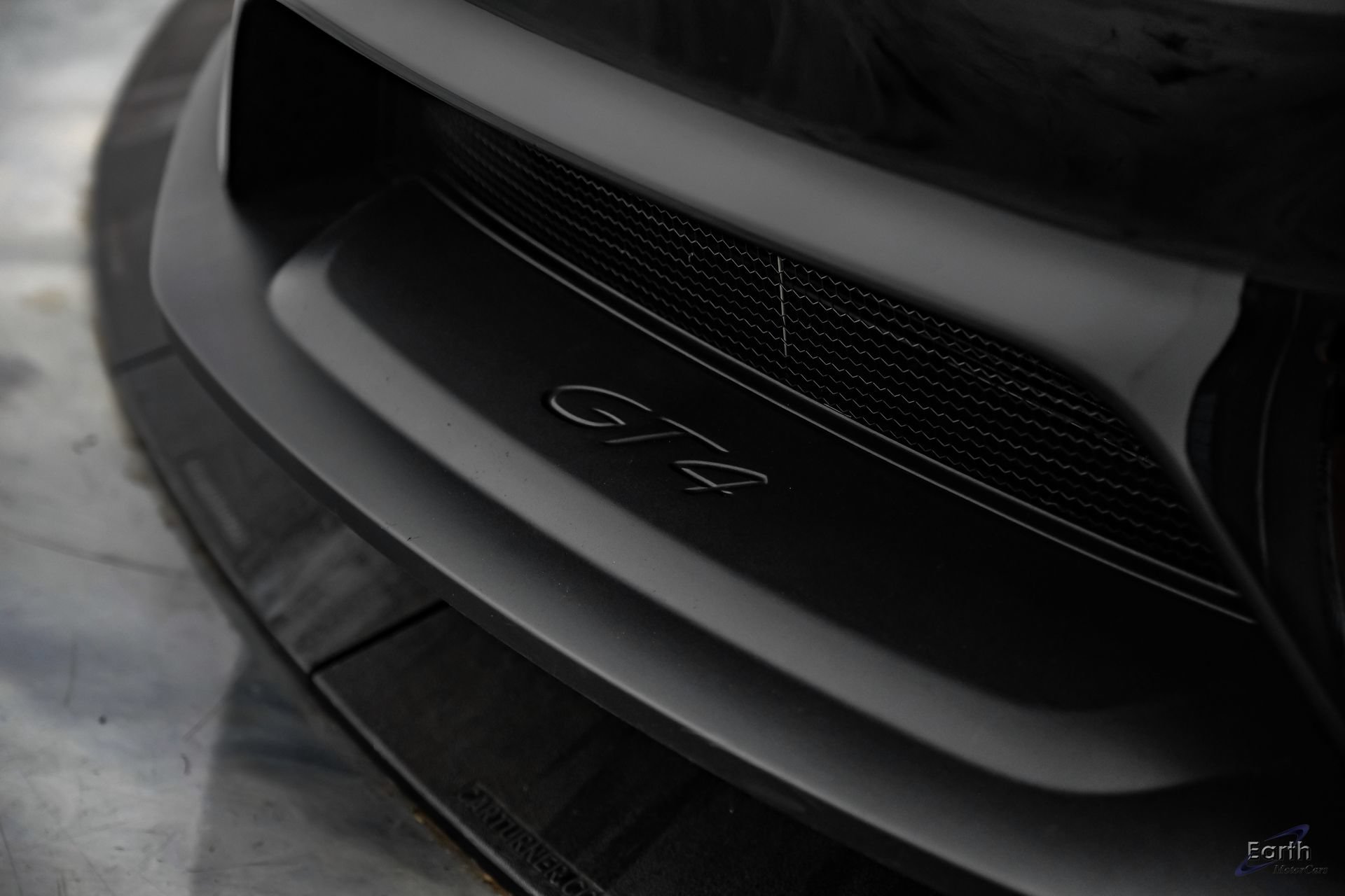 Used 2021 Porsche 718 Cayman GT4 RWD image 37