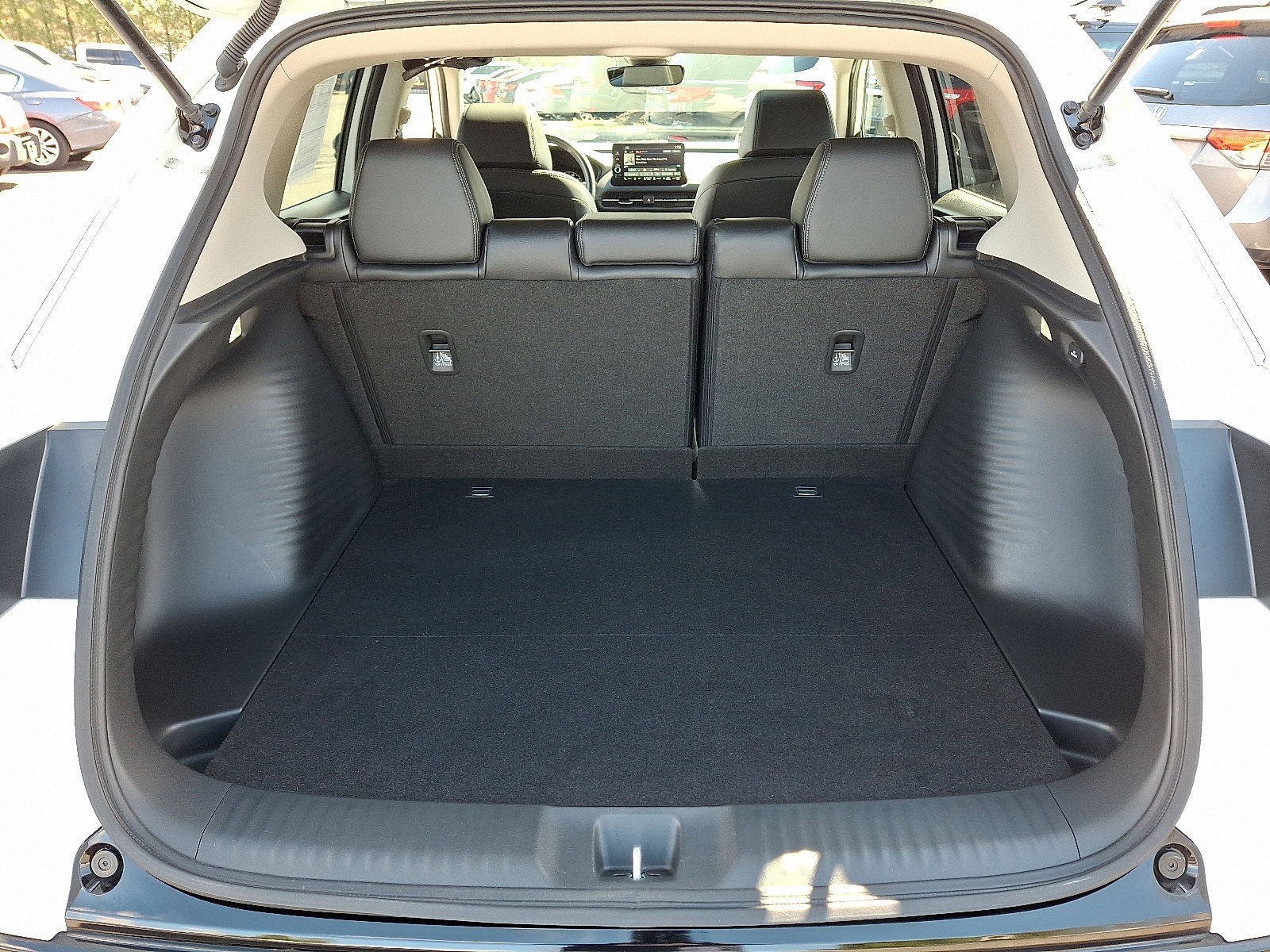 Used 2023 Honda HR-V EX-L image 31