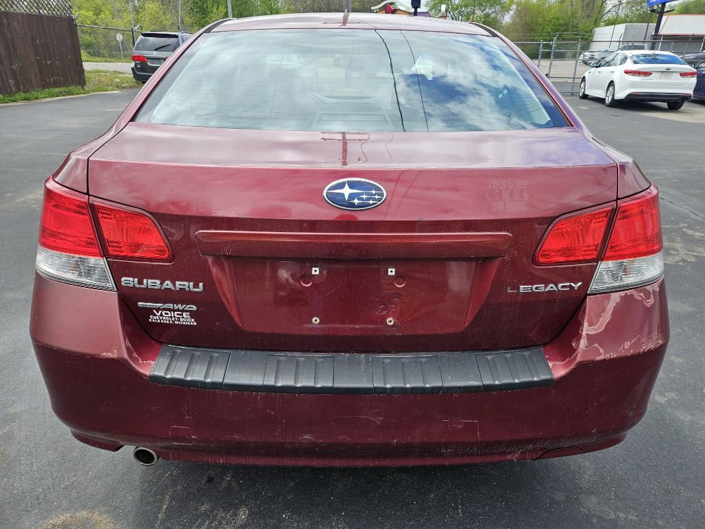 Used 2010 Subaru Legacy 2.5i Premium AWD/4WD image 8