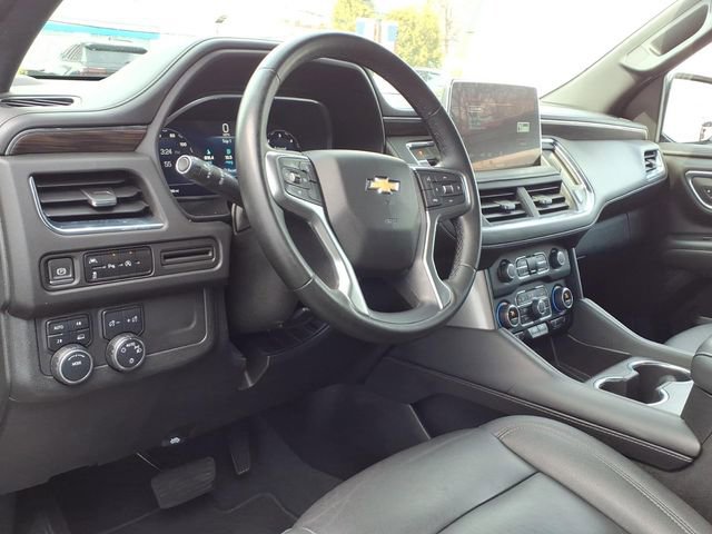 Used 2023 Chevrolet Suburban LT image 8