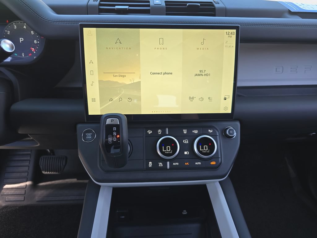 New 2026 Land Rover Defender 110 S AWD/4WD image 20