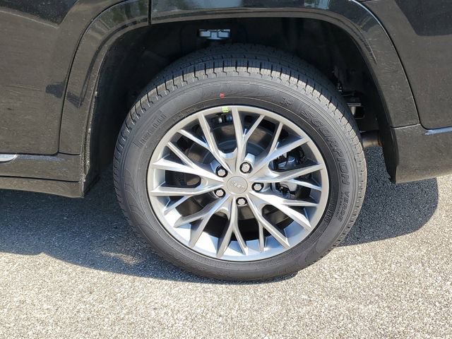 New 2025 Jeep Grand Cherokee L Summit image 5