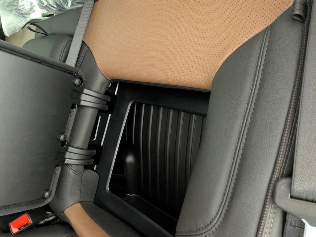 New 2026 Chevrolet Silverado 2500 High Country w/ High Country Premium Package AWD/4WD image 30