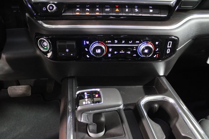 New 2026 GMC Sierra 1500 SLT w/ SLT Premium Plus Package AWD/4WD image 36