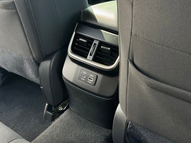 Used 2024 Subaru Outback Premium AWD/4WD image 22