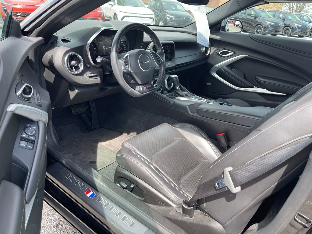 Used 2018 Chevrolet Camaro SS image 7