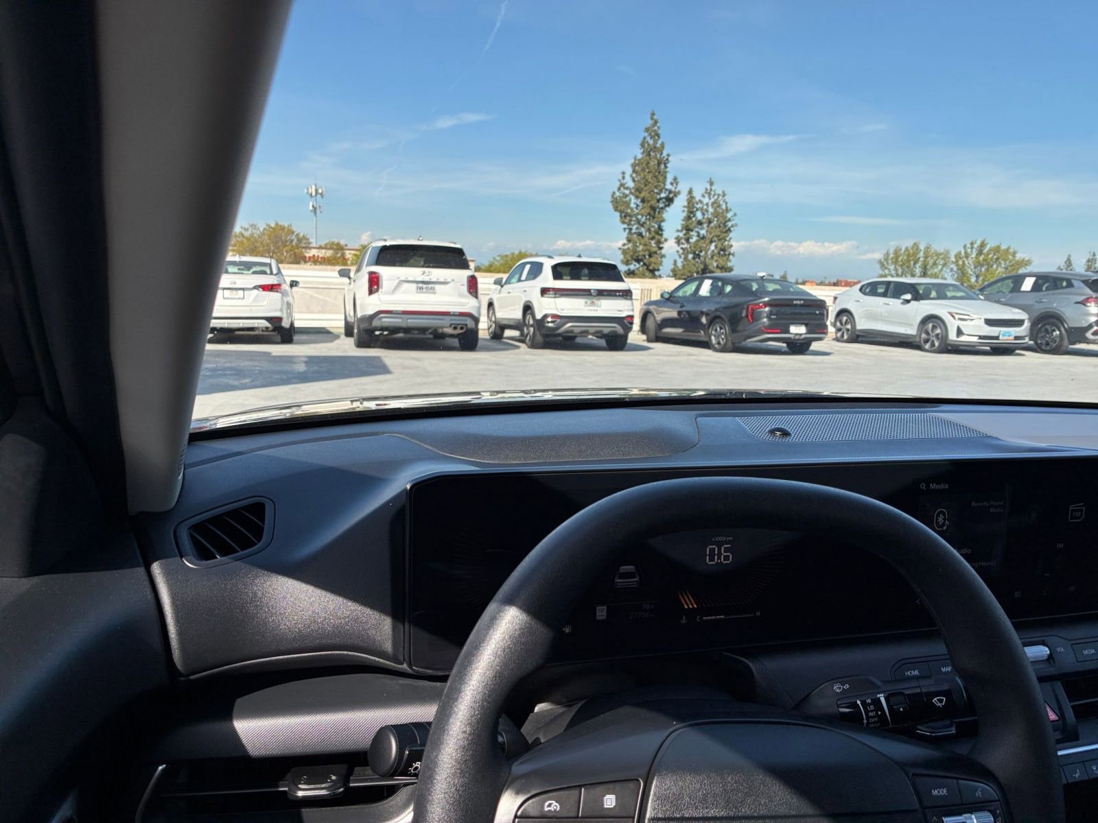 Used 2025 Kia K4 FWD image 33