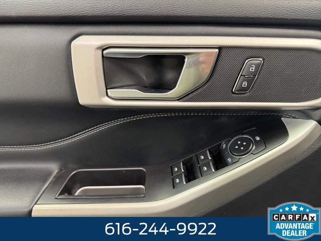 Used 2020 Ford Explorer XLT w/ Equipment Group 202A AWD/4WD image 25