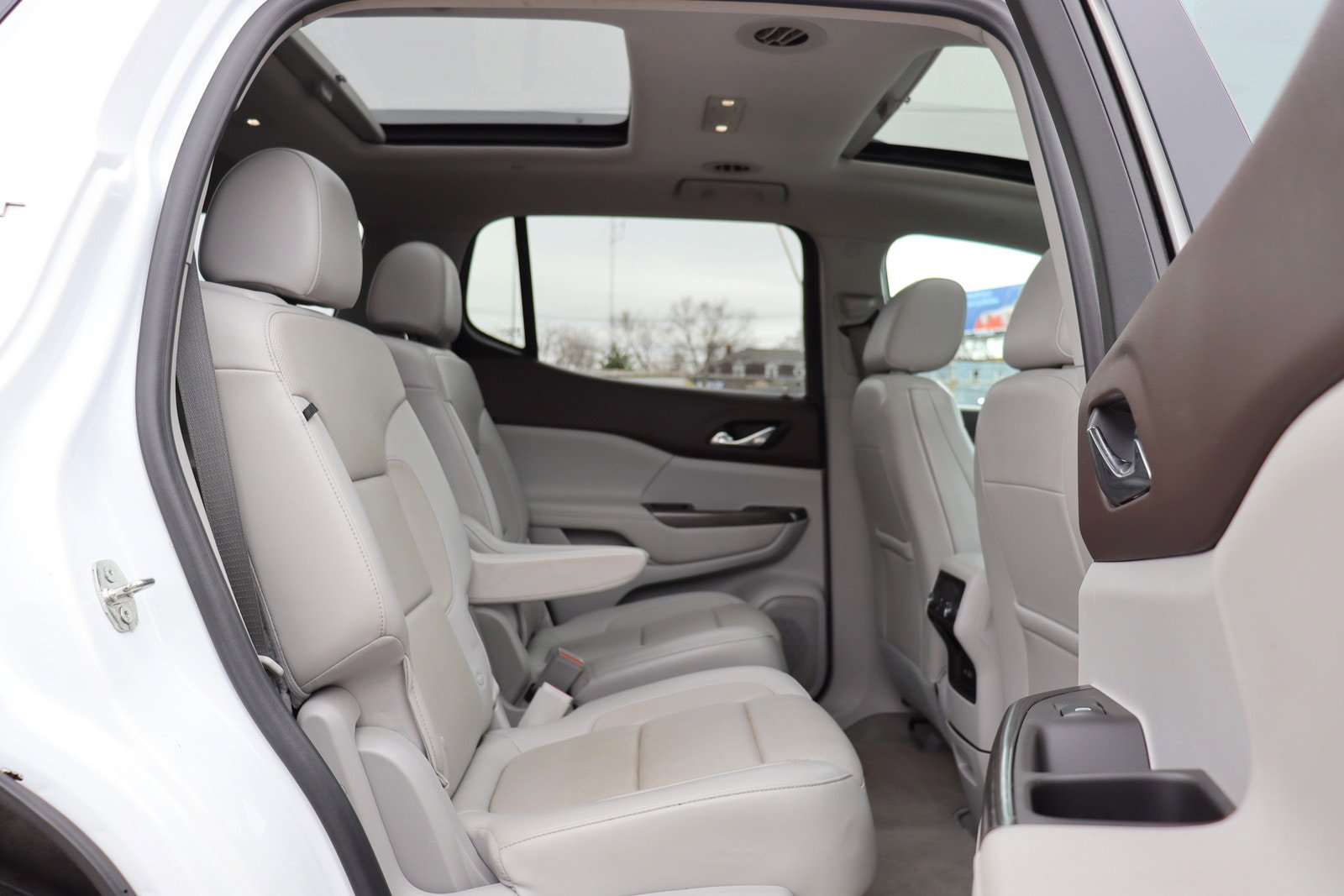 Used 2020 GMC Acadia SLT w/ Driver Alert Package II AWD/4WD image 19