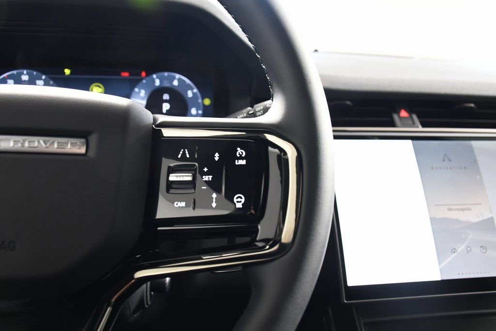 Used 2026 Land Rover Range Rover Evoque S image 29