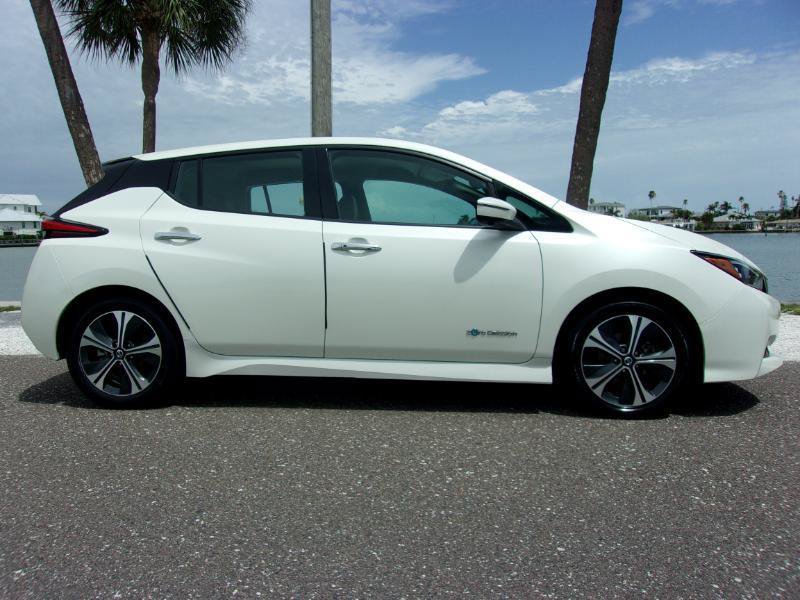 Used 2018 Nissan Leaf SL w/ SL Technology Package FWD image 7
