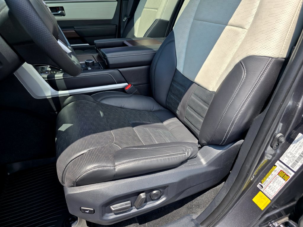 Certified 2025 Toyota Tundra Capstone AWD/4WD image 19