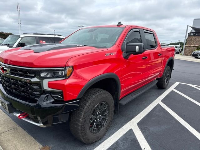 Used 2024 Chevrolet Silverado 1500 ZR2 AWD/4WD image 2