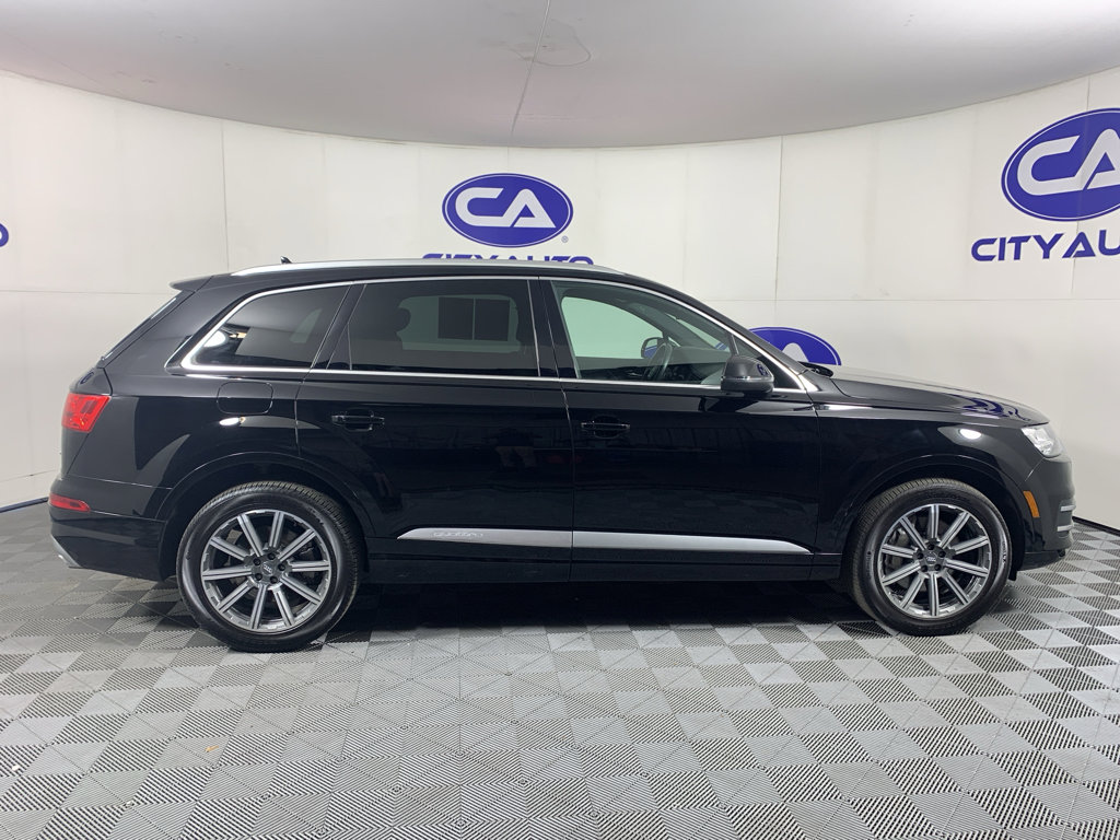 Used 2019 Audi Q7 3.0T Premium image 2