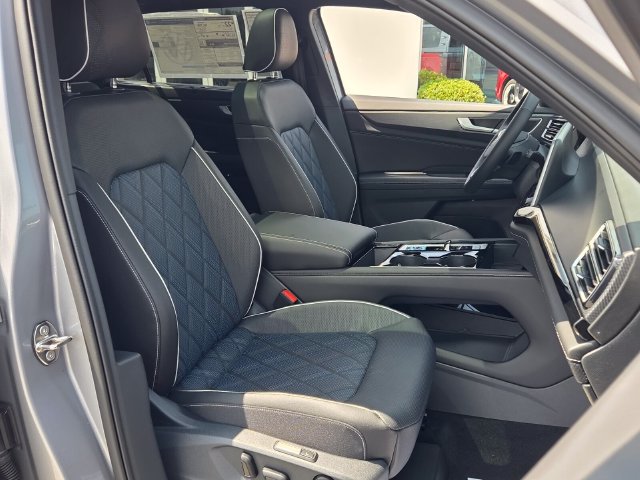 New 2026 Volkswagen Atlas Cross Sport SEL Premium R-Line AWD/4WD image 17