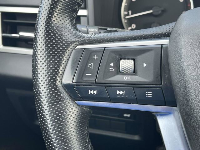 Used 2023 Mitsubishi Outlander SE image 28