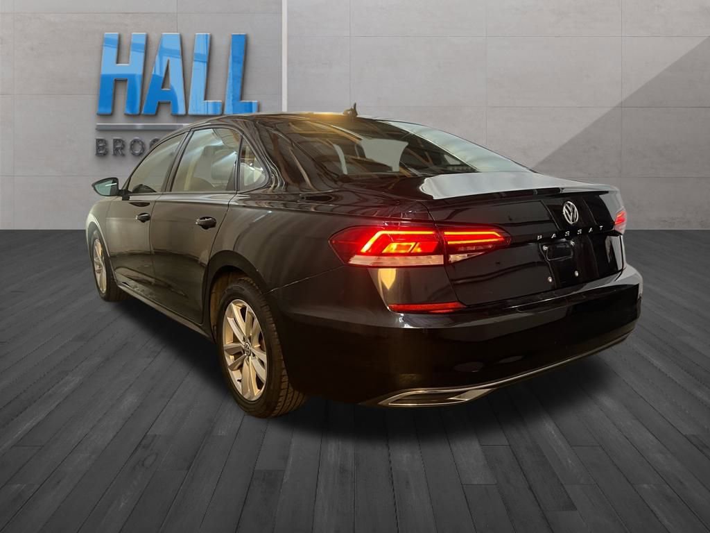 Certified 2021 Volkswagen Passat 2.0T S image 4