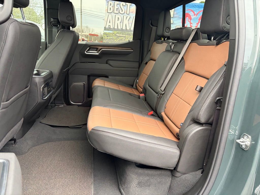 Used 2026 Chevrolet Silverado 1500 High Country w/ Technology Package image 10