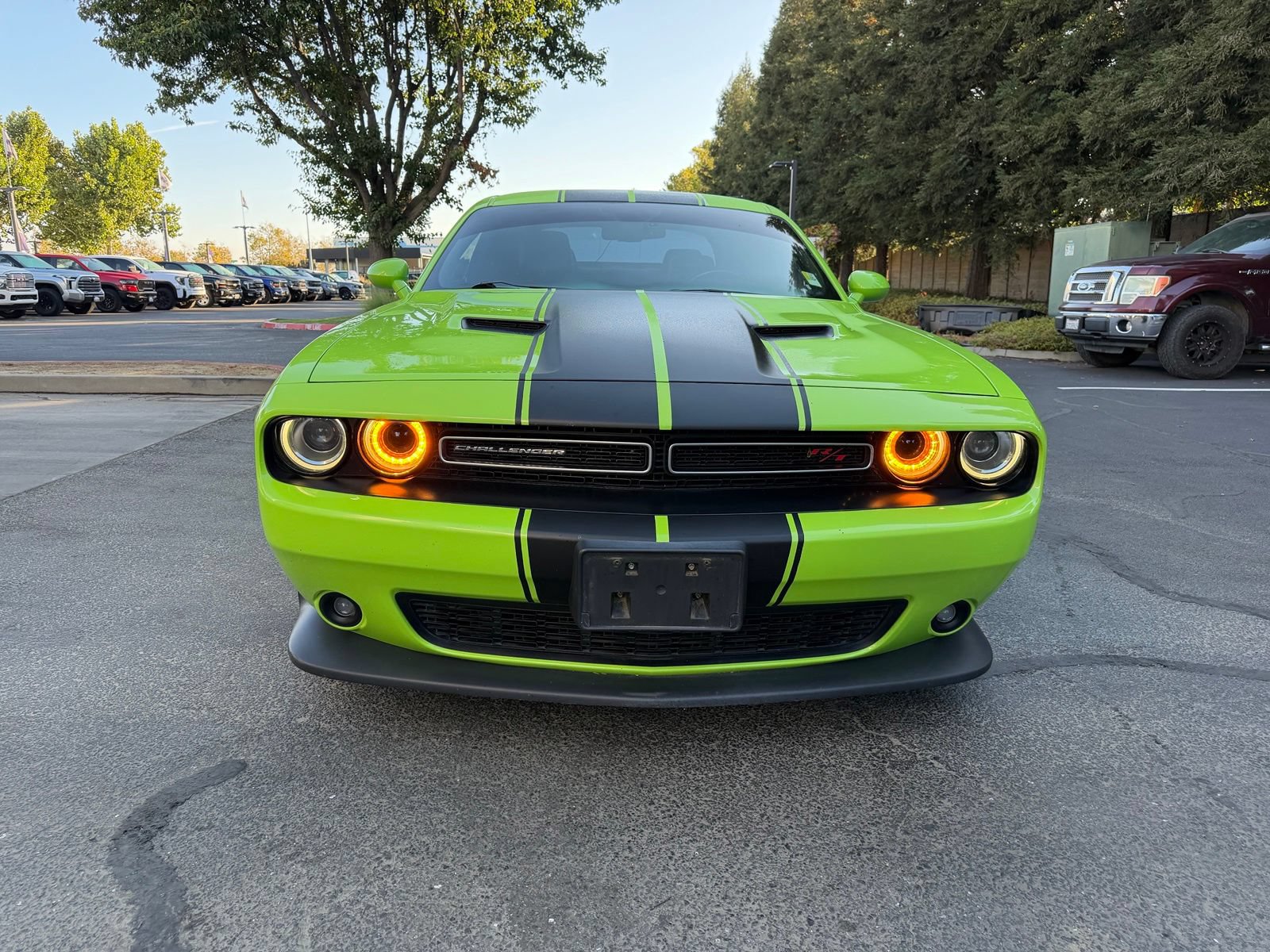 Used 2015 Dodge Challenger R/T Scat Pack w/ Leather Interior Group RWD image 9