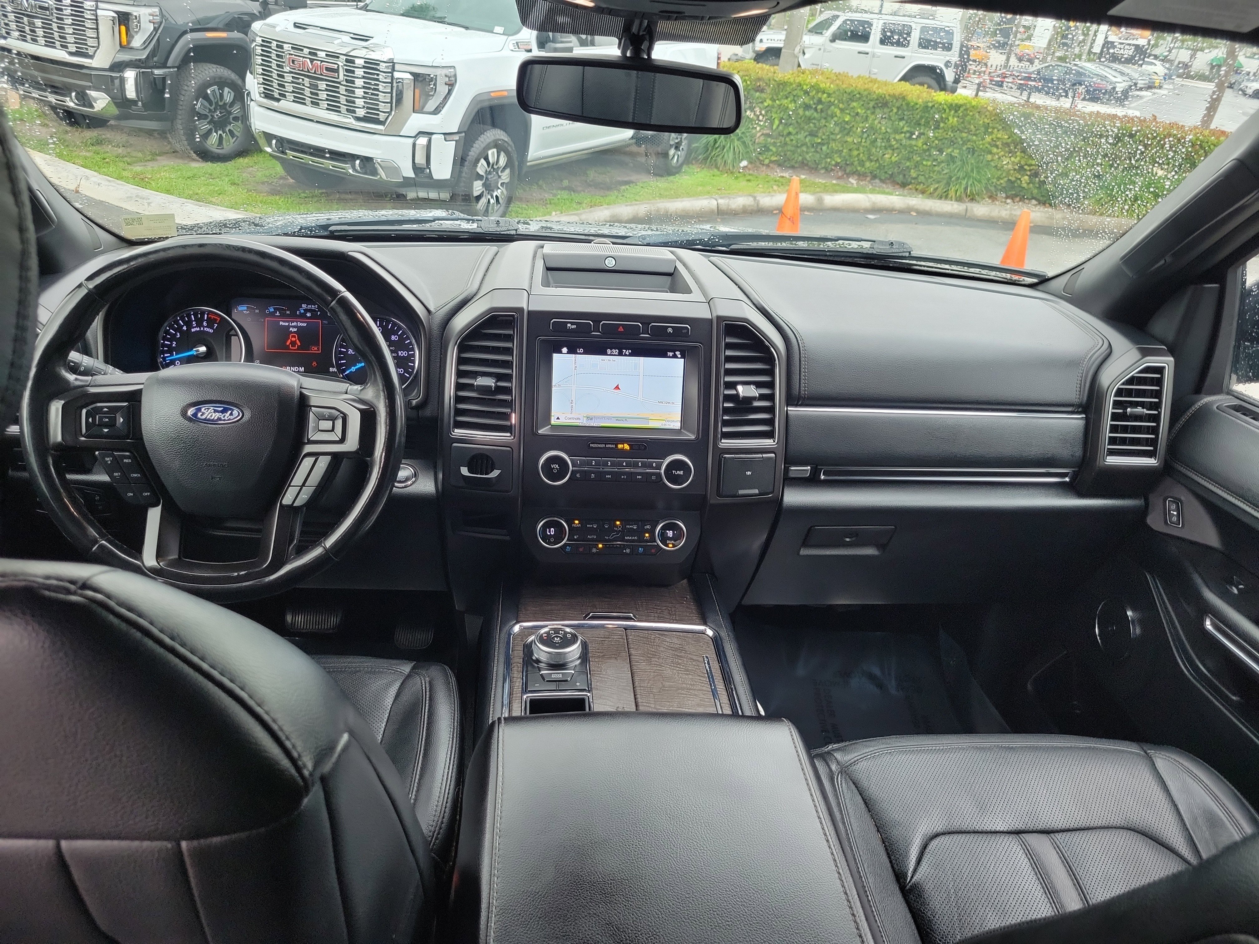 Used 2019 Ford Expedition Max Limited RWD image 18