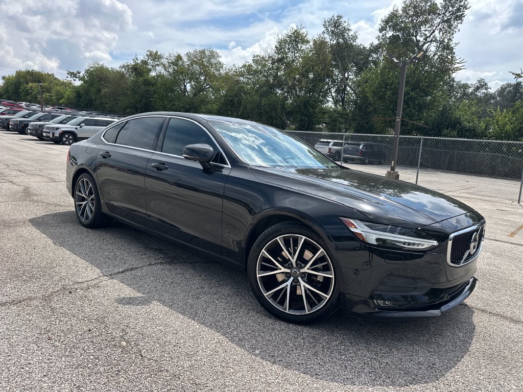 Used 2018 Volvo S90 T5 Momentum w/ Convenience Package
