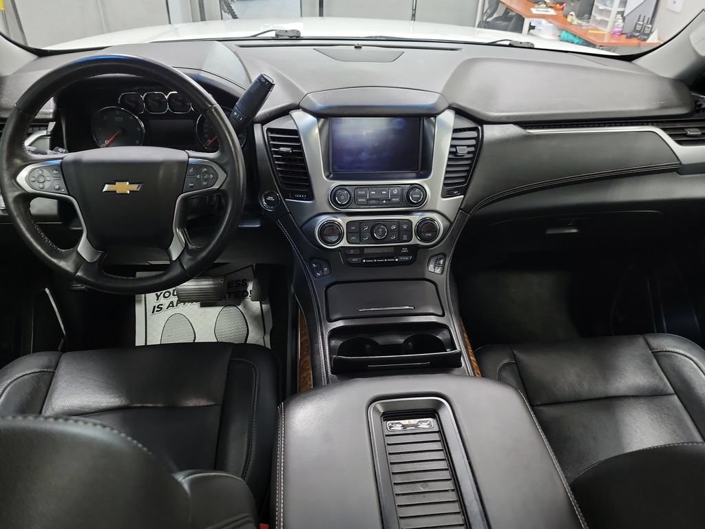Used 2018 Chevrolet Tahoe Premier AWD/4WD image 4